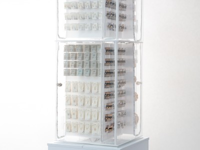 FLOOR DISPLAY